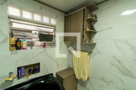 Casa à venda com 300m², 4 quartos e 5 vagas Casa à venda com 300m², 4 quartos e 5 vagasBanheiro da Suíte