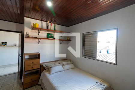 Casa à venda com 300m², 4 quartos e 5 vagas Casa à venda com 300m², 4 quartos e 5 vagasQuarto 3