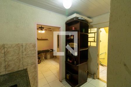Casa à venda com 300m², 4 quartos e 5 vagas Casa à venda com 300m², 4 quartos e 5 vagasCozinha 2
