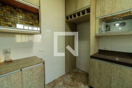 Casa à venda com 300m², 4 quartos e 5 vagas Casa à venda com 300m², 4 quartos e 5 vagasCozinha