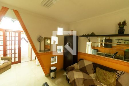 Casa à venda com 300m², 4 quartos e 5 vagas Casa à venda com 300m², 4 quartos e 5 vagasSala 2