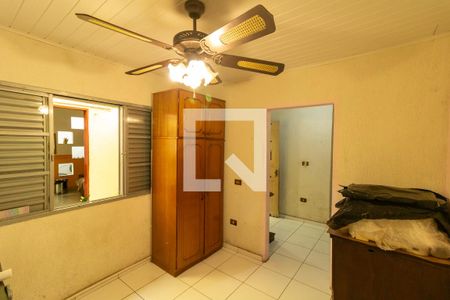 Casa à venda com 300m², 4 quartos e 5 vagas Casa à venda com 300m², 4 quartos e 5 vagasQuarto de Serviço