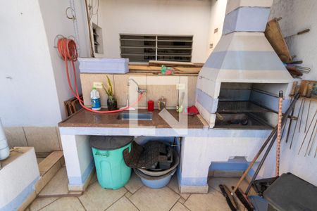 Casa à venda com 300m², 4 quartos e 5 vagas Casa à venda com 300m², 4 quartos e 5 vagasChurrasqueira