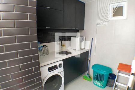 Apartamento à venda com 77m², 1 quarto e 1 vagaÁrea de Serviço