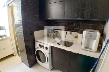 Apartamento à venda com 77m², 1 quarto e 1 vagaÁrea de Serviço