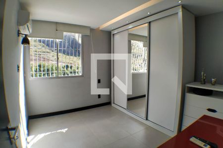Apartamento à venda com 77m², 1 quarto e 1 vagaQuarto