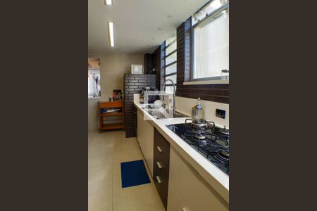 Apartamento à venda com 77m², 1 quarto e 1 vagaCozinha