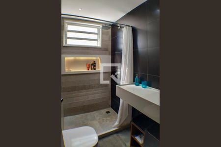 Apartamento à venda com 77m², 1 quarto e 1 vagaBanheiro