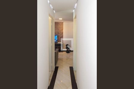 Apartamento à venda com 45m², 2 quartos e 1 vaga Apartamento à venda com 45m², 2 quartos e 1 vagaCorredor