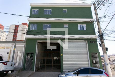 Apartamento para alugar com 55m², 2 quartos e sem vagaFachada