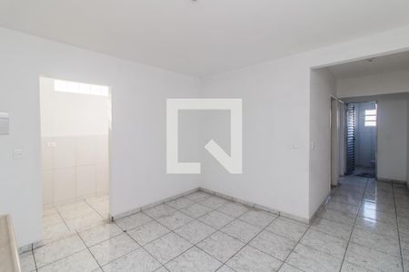 Sala de apartamento para alugar com 2 quartos, 55m² em Cidade Líder, São Paulo