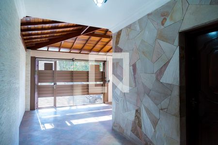 Casa à venda com 255m², 3 quartos e 2 vagasGaragem