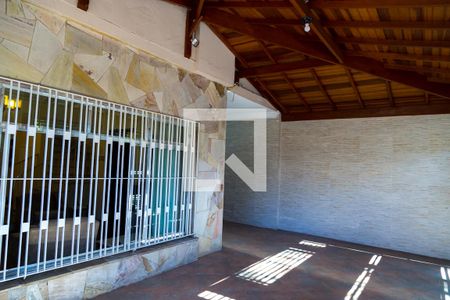 Casa à venda com 255m², 3 quartos e 2 vagasGaragem