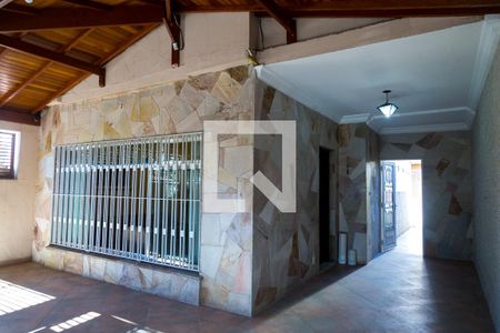 Casa à venda com 255m², 3 quartos e 2 vagasGaragem