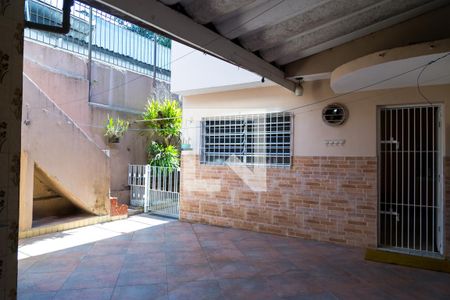Casa à venda com 255m², 3 quartos e 2 vagasÁrea de Serviço