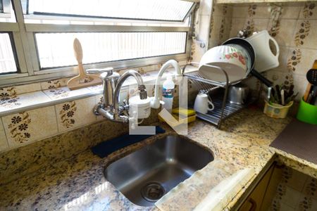 Casa à venda com 255m², 3 quartos e 2 vagasCozinha - Pia