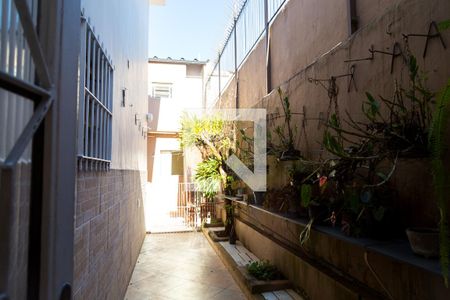 Casa à venda com 255m², 3 quartos e 2 vagasCorredor