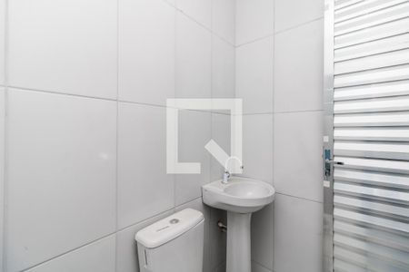 Apartamento para alugar com 55m², 2 quartos e sem vagaBanheiro