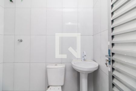 Apartamento para alugar com 55m², 2 quartos e sem vagaBanheiro