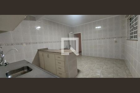 Casa para alugar com 300m², 4 quartos e 2 vagas Casa para alugar com 300m², 4 quartos e 2 vagasCozinha