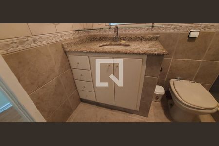 Casa para alugar com 300m², 4 quartos e 2 vagas Casa para alugar com 300m², 4 quartos e 2 vagasBanheiro 2