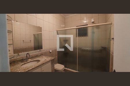 Casa para alugar com 300m², 4 quartos e 2 vagas Casa para alugar com 300m², 4 quartos e 2 vagasBanheiro 2