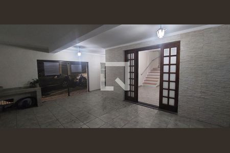 Casa para alugar com 300m², 4 quartos e 2 vagas Casa para alugar com 300m², 4 quartos e 2 vagasGaragem