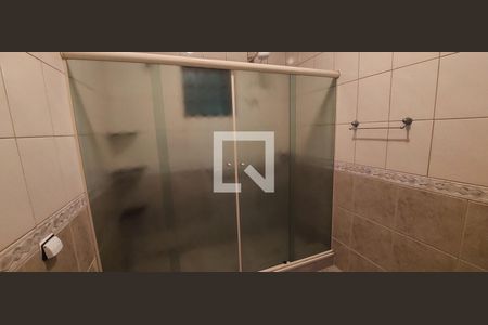 Casa para alugar com 300m², 4 quartos e 2 vagas Casa para alugar com 300m², 4 quartos e 2 vagasBanheiro 2