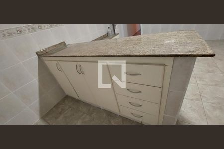 Casa para alugar com 300m², 4 quartos e 2 vagas Casa para alugar com 300m², 4 quartos e 2 vagasCozinha