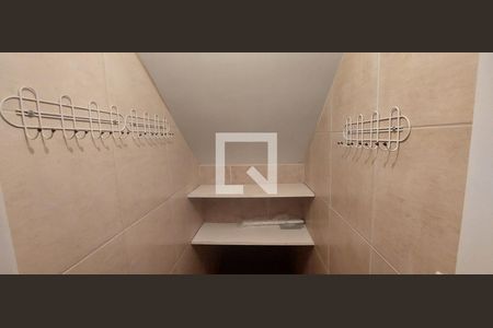 Casa para alugar com 300m², 4 quartos e 2 vagas Casa para alugar com 300m², 4 quartos e 2 vagasDespensa