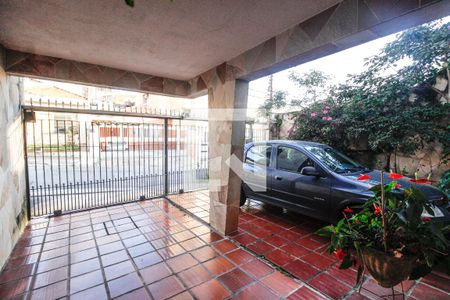 Casa à venda com 229m², 3 quartos e 3 vagas Casa à venda com 229m², 3 quartos e 3 vagasGaragem