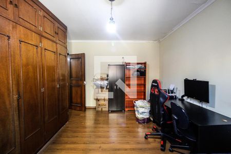 Casa à venda com 229m², 3 quartos e 3 vagas Casa à venda com 229m², 3 quartos e 3 vagasQuarto 1