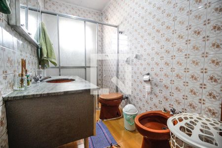 Casa à venda com 229m², 3 quartos e 3 vagas Casa à venda com 229m², 3 quartos e 3 vagasBanheiro