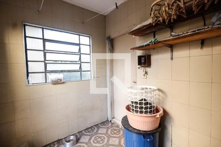 Casa à venda com 229m², 3 quartos e 3 vagas Casa à venda com 229m², 3 quartos e 3 vagasÁrea de serviço