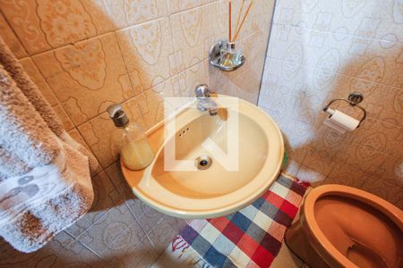 Casa à venda com 229m², 3 quartos e 3 vagas Casa à venda com 229m², 3 quartos e 3 vagasLavabo