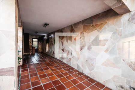 Casa à venda com 229m², 3 quartos e 3 vagas Casa à venda com 229m², 3 quartos e 3 vagasGaragem