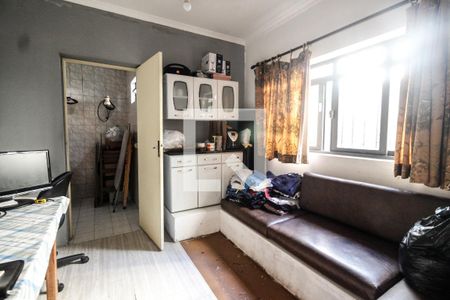 Casa à venda com 229m², 3 quartos e 3 vagas Casa à venda com 229m², 3 quartos e 3 vagasQuarto de serviço 1