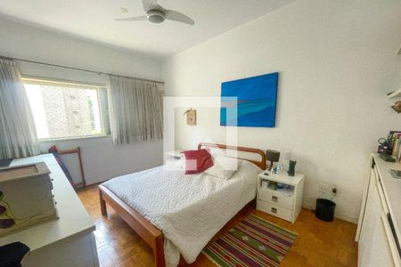 Apartamento à venda com 160m², 3 quartos e 1 vagaSuíte 