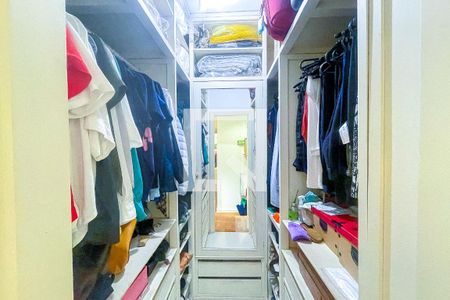 Apartamento à venda com 160m², 3 quartos e 1 vagaCloset