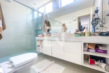 Apartamento à venda com 160m², 3 quartos e 1 vagaBanheiro da Suíte