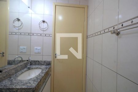 Apartamento à venda com 73m², 3 quartos e 2 vagasBanheiro
