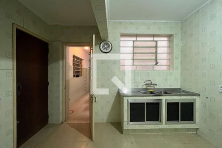 Apartamento à venda com 115m², 3 quartos e sem vagaCozinha