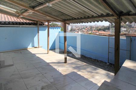 Casa para alugar com 102m², 3 quartos e sem vagaQuintal