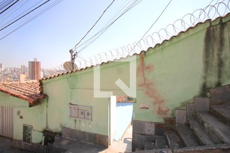 Casa para alugar com 102m², 3 quartos e sem vagaFachada