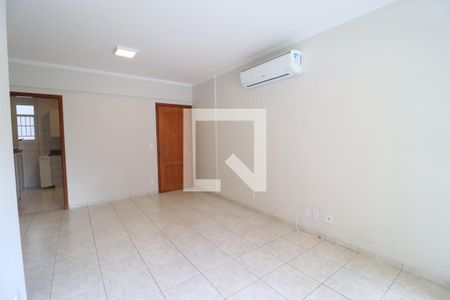 Sala de apartamento para alugar com 3 quartos, 102m² em Cambuí, Campinas