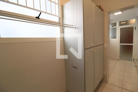 Apartamento para alugar com 102m², 3 quartos e 2 vagasBanheiro