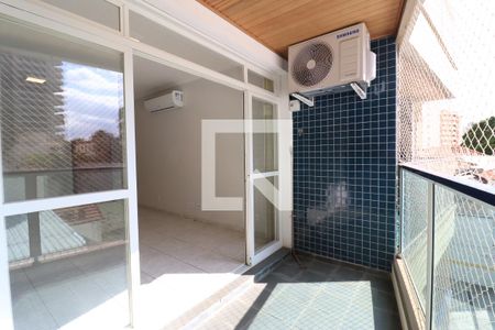 Sacada de apartamento para alugar com 3 quartos, 102m² em Cambuí, Campinas