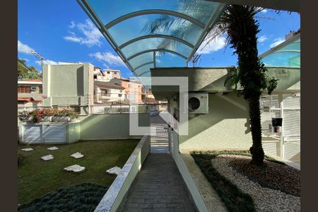 Apartamento à venda com 72m², 3 quartos e 2 vagasEntrada