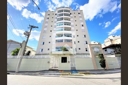 Apartamento à venda com 72m², 3 quartos e 2 vagasFachada