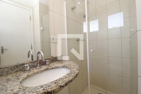 Apartamento à venda com 72m², 3 quartos e 2 vagasBanheiro da Suíte